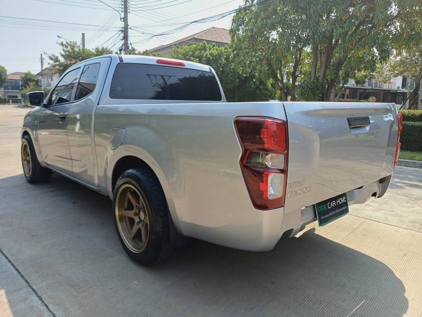 ปี2021 ISUZU D-MAX M ดีเซล สภาพนางฟ้าสวยจัดจ้าดด 8