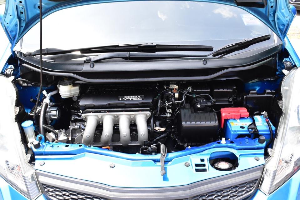 รหัสรถ PB4051 HONDA JAZZ 1.5V AUTO 2013 เบนซิน 17
