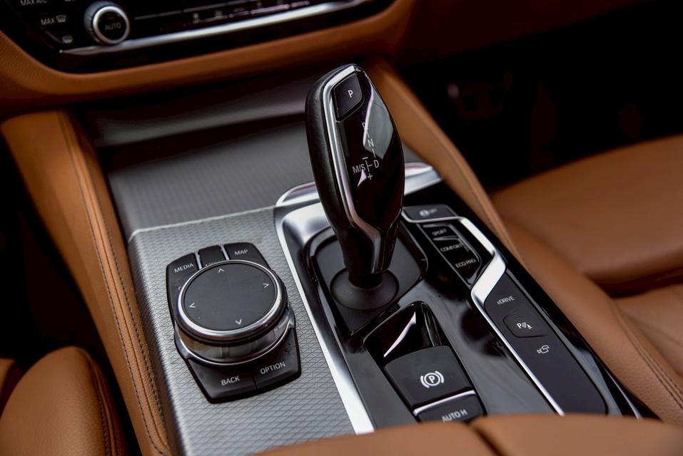 รหัสรถ CBL6999 BMW 530e M Sport G30 AT 2019 15
