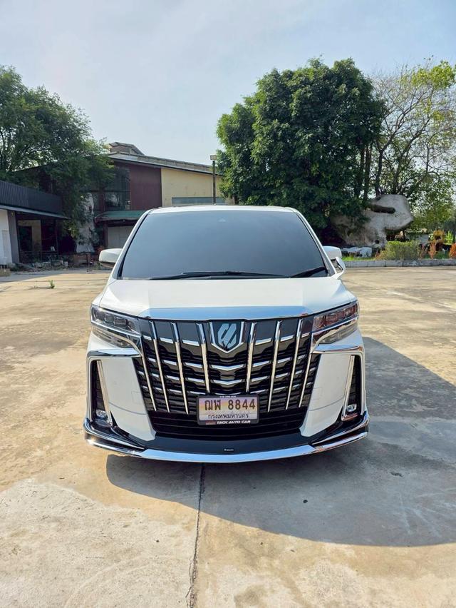 Toyota ALPHARD 2.5SC PACKAGE สีขาว ปี 2022 ไมล์ 60,000 กม. รูปที่ 2