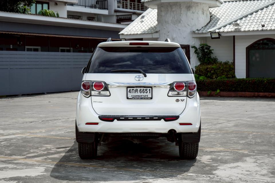 รหัสรถ CBL6651 TOYOTA FORTUNER 2.5 V AT 2015