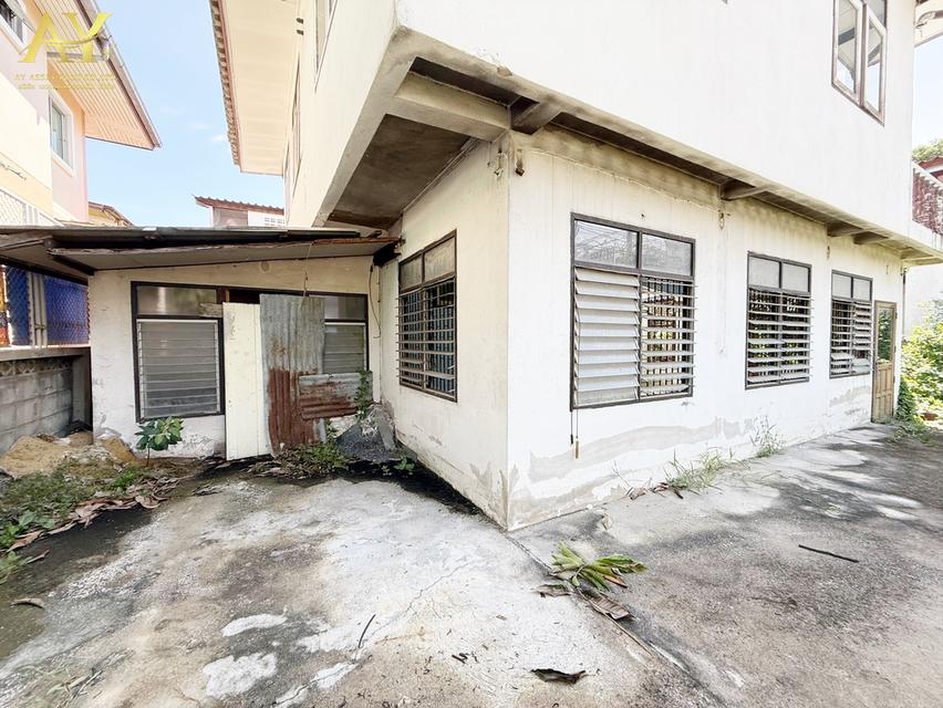 🚨 ขายด่วน 🚨 ที่ดินรามอินทรา 30 แถมบ้านเก่า 1หลัง ‼️ราคาน่ารักเกินต้าน 👉🏻👈🏻 เพียง 3.5 ล้าน 5