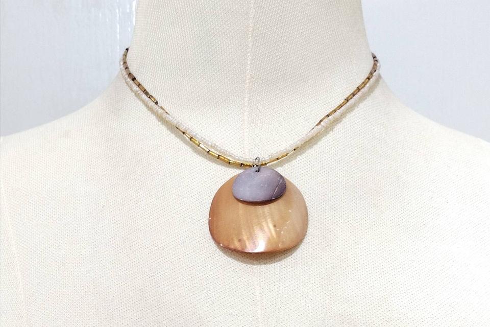 ล้างสต๊อก สร้อยคอ ,กำไลข้อมือ ,งานไม้ งานโลหะ คละแบบ 16