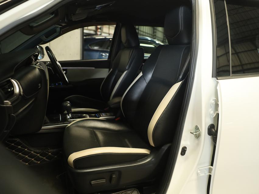 2021 Toyota FORTUNER 2.8 (ปี 15-25) Legender 4WD SUV AT รูปที่ 15