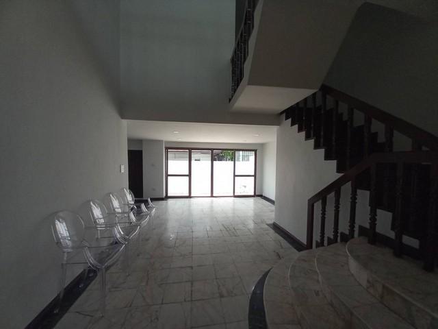 P616 ให้เช่าทาวน์โฮม 4 ชั้น หมู่บ้าน ลีโอคลาสสิค เพลส Leo Classic Place ทองหล่อ 49 ทำเลดี ใจกลางทองหล่อ เหมาะสำหรับอยู่อาศัยและทำโฮมออฟฟิศ 7