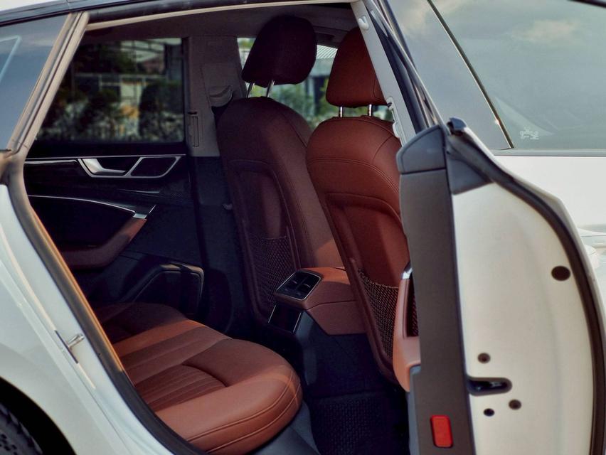 Audi A7 Sportback 45 TFSI Quattro ปี 2022 ไมล์ 72,xxx km. รูปที่ 8