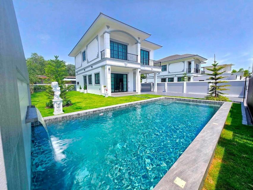 ขายบ้านเดี่ยวพูลวิลล่าสร้างใหม่ 2 ชั้น BRAND NEW LUXURY POOL VILLA พัทยา-ห้วยใหญ่ พร้อมสระว่ายน้ำส่วนตัวและเฟอร์นิเจอร์บิวท์อิน 1