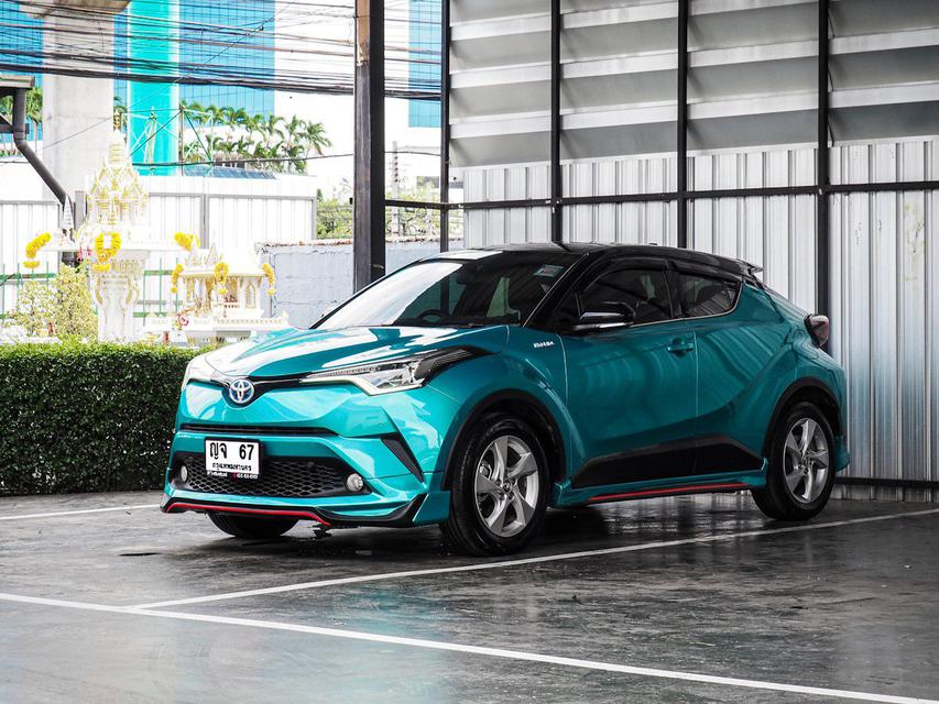 Toyota C-HR 1.8 HV Hybrid Mid ปี 2019 *** สีพิเศษ RADIANT GREEN METALLIC *** 3