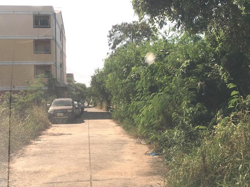 ขายที่ดินซอยช้างเผือก 12 ในเมืองโคราช ทำเลหอพัก อพาร์ทเม้นท์ คอนโด ที่ดินถมแล้ว เนื้อที่ 2-1-60ไร่ ติดถนน 2ด้าน ขนาดที่ 70x40m 5