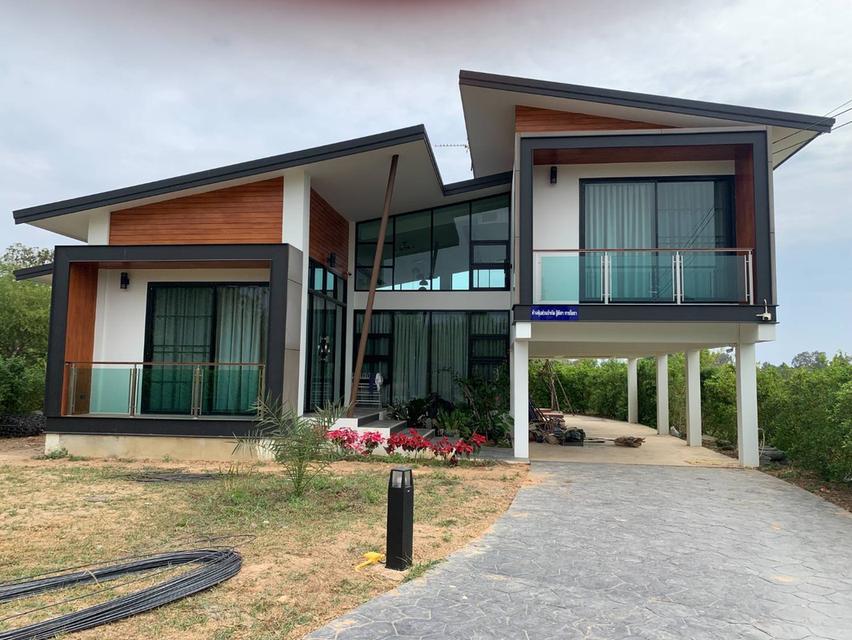 ขายบ้านพร้อมที่ดิน 680 ตรว มุกดาหาร 8