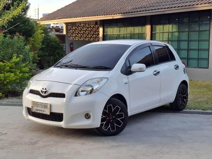 Toyota Yaris  2012 ปล่อยขายด่วน 4