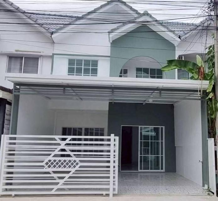 หมู่บ้านอยู่เจริญ3 ถนนเมน คลอง4 ลำลูกกา ปทุมธานี ถ.พระองค์เจ้าสาย 