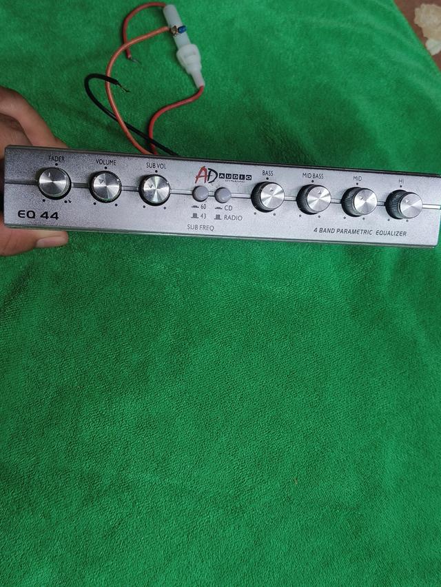 ปรีแอมป์เครื่องเสียงรถยนต์ (Car Pre-Amplifier / Equalizer) แบรนด์ AD Audio