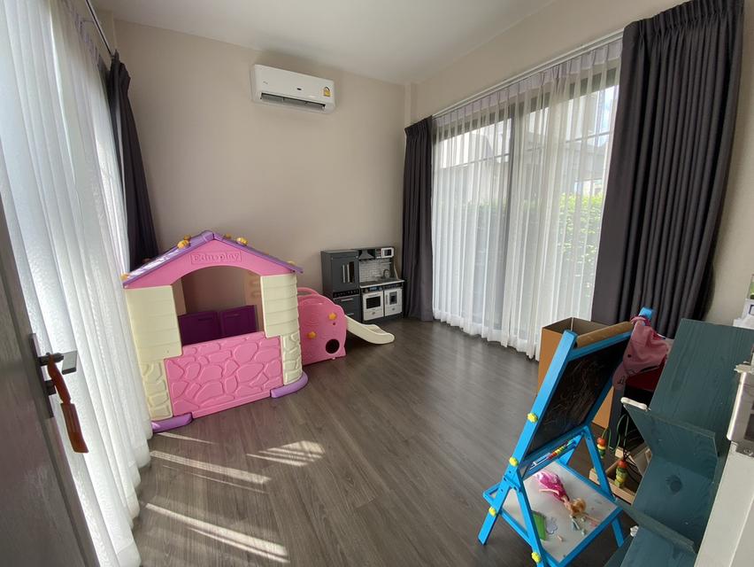 ขายบ้านเดี่ยว 2 ชั้น บางกอก บูเลอวาร์ด สาทร-ปิ่นเกล้า 2 - ที่ดิน 60.10 ตร.ว. / 8