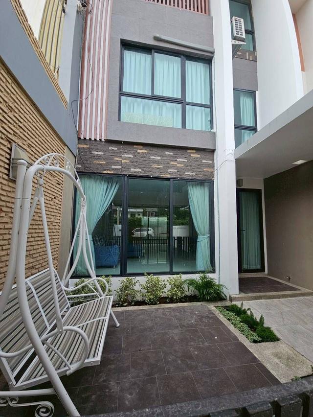 ให้เช่าทาวน์โฮม 3 ชั้น แกรนด์ ไอ-ดีไซน์ วิภาวดี เฟอร์ฯครบ พร้อมเข้าอยู่ ทำเลดีใกล้สนามบินดอนเมือง 4