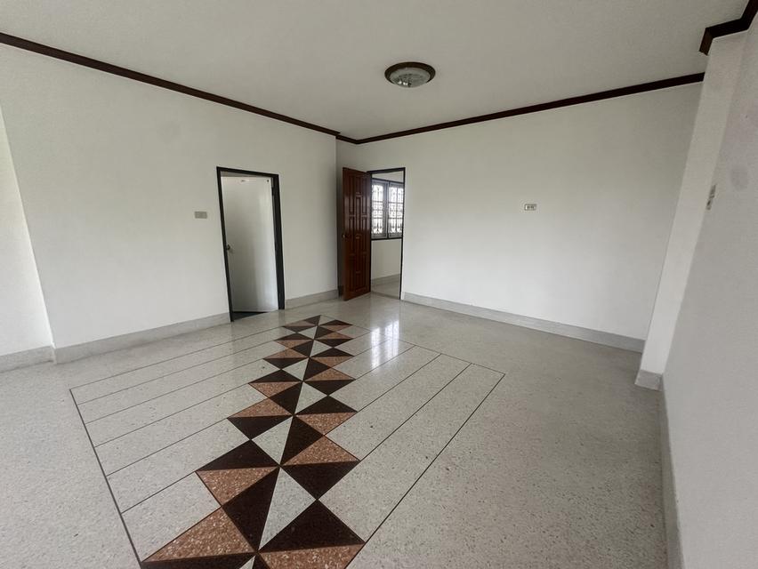 🏡 บ้านเดี่ยวหลังใหญ่   98 ตร.ว. | เพชรเกษม 69 เลียบคลองภาษีเจริญฝั่งเหนือ 8 เขตภาษีเจริญ  กรุงเทพฯ 12