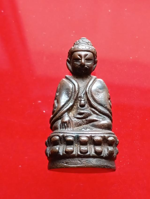 พระกรี่งข้างอุ วัดบวรนิเวศน์