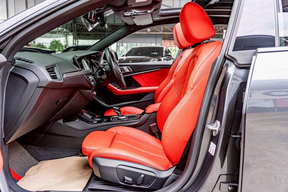 รหัสรถ NP1959 รุ่นรถ : BMW 220i M SPORTปีรถ : 2021 13