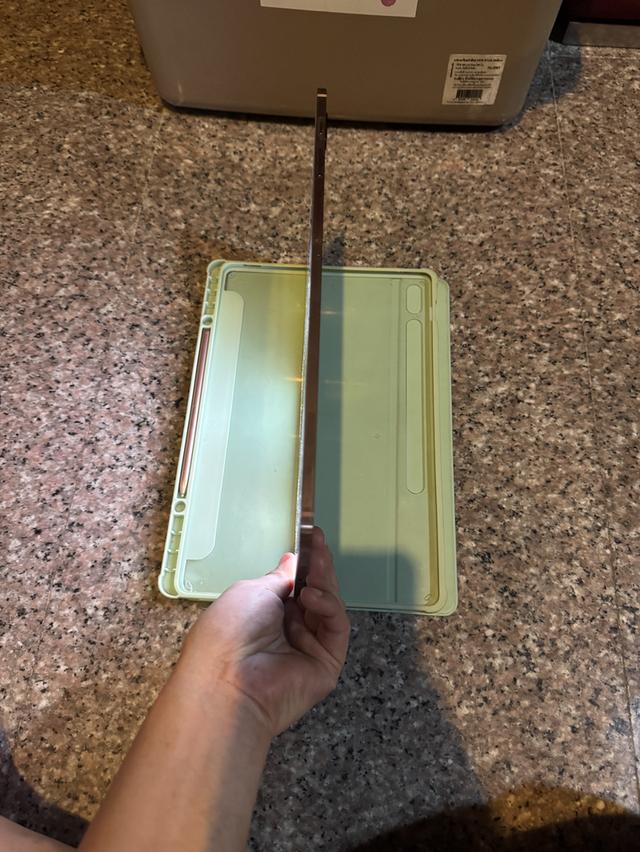 ขายๆๆSamsungTabS7PlusสีRose Gold 128กิ๊กLTEใส่ซิมได้สูนTrueสภาพสวยการใช้งานดีเยี่ยมทุกๆฟังชั่นเครื่องรีสโตได้ตลอดไม่มีติดแอคเค้าใดๆคับ ( จอขาวจั๊วไม่ม 6