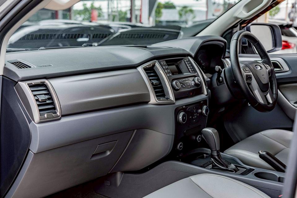 รหัสรถ NP994 FORD RANGER 2.2XLT DOUBLE CAB AT 2016 11