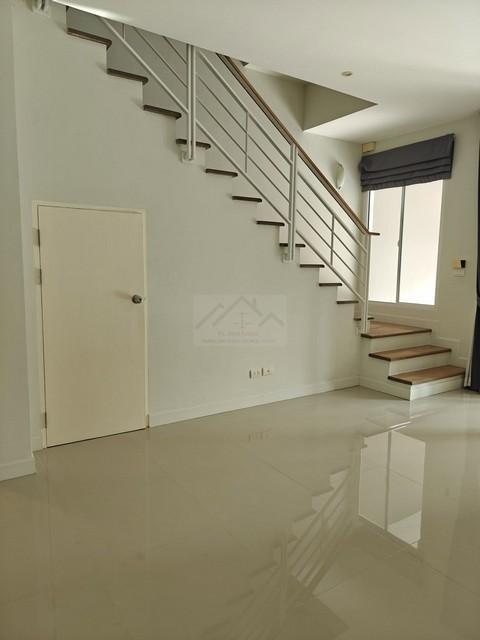 ให้เช่าบ้านเดี่ยว 2 ชั้น 167 ตรม.บ้านกลางเมือง ลาดพร้าว71 ใกล้เซ็นทรัลเฟสติวัลอีสท์ วิลล์