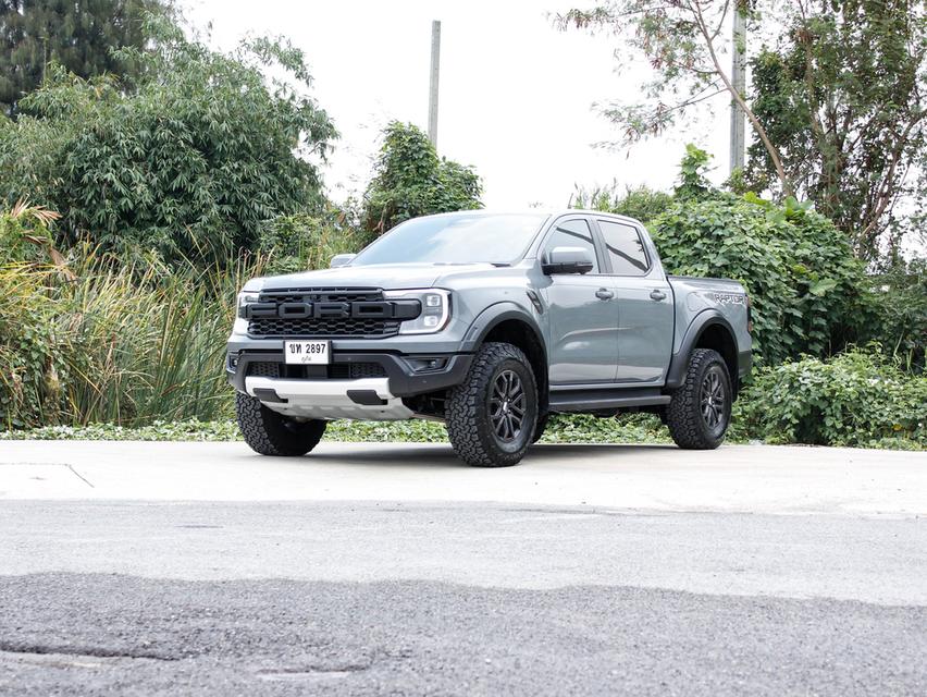 Ford Ranger Double Cab 2.0L Bi-Turbo Raptor 4WD ปี 2023 โฉม DOUBLE CAB เกียร์ AUTO ดีเซล สีเทา รถบ้านพร้อมใช้งาน ไมล์เพียง 21,753 km.