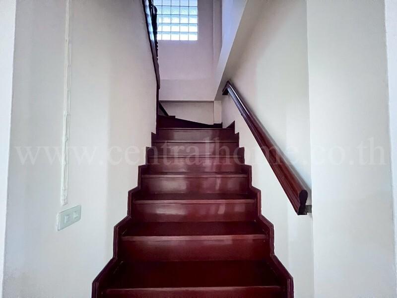 บ้านเดี่ยว ปทุมวดี บางหลวง - ปทุมธานี บ้านสวย หลังริม 11