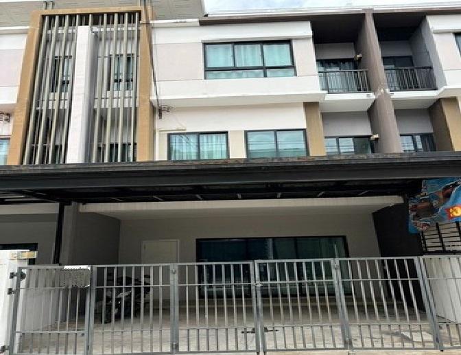 For Rent ให้เช่าทาวน์โฮม 3 ชั้น โครงการ พาทิโอ วิภาวดี-สรงประภา ถนนประชาอุทิศ  1