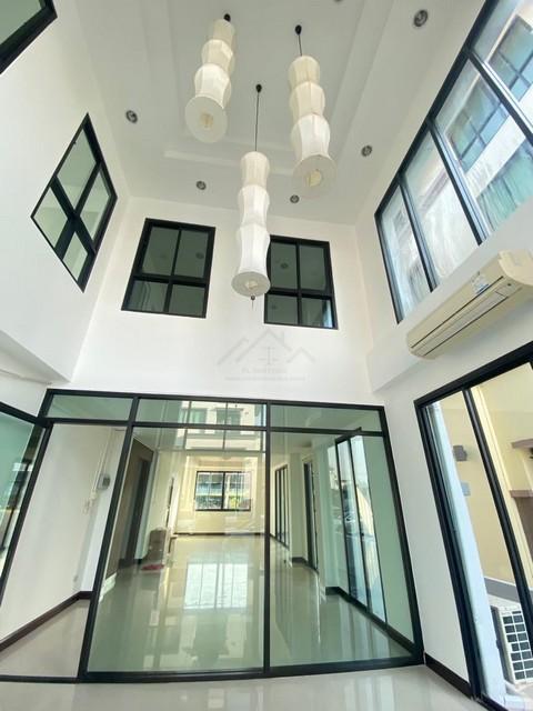 ให้เช่าโฮมออฟฟิศ 550 ตรม. หมู่บ้านรีเจ้นท์ รัชดา ซอยสหการประมูล ย่านเหม่งจ๋าย – รัชดา - เลียบด่วน ** จอดรถ 8 คัน 5