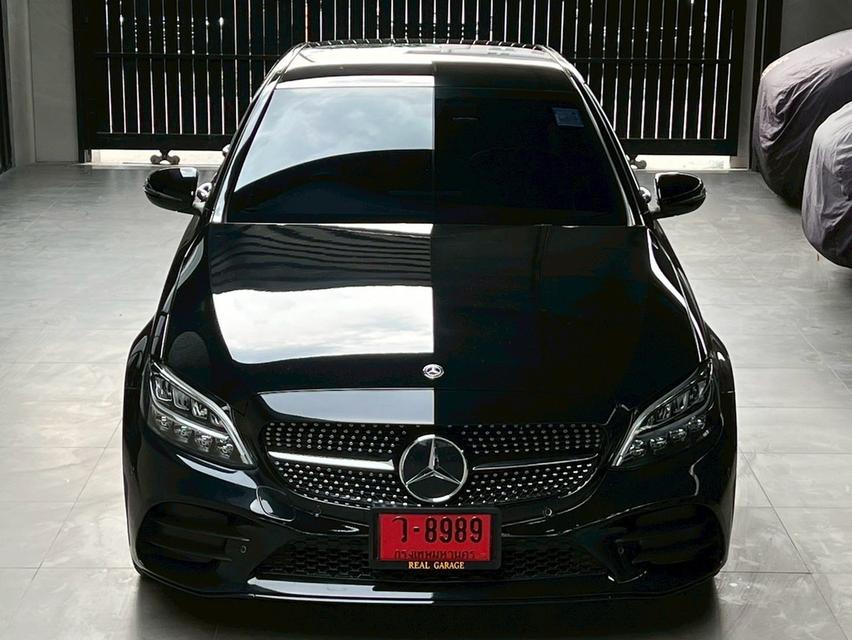 Mercedes-Benz C300e AMG Dynamic Sedan 2