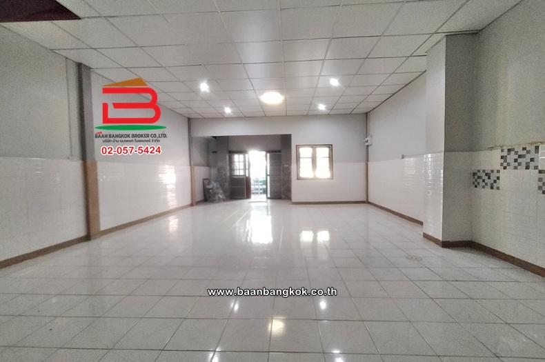 ทาวน์เฮาส์ เนื้อที่ 23 ตร.ว. หมู่บ้านพิธิพันธ์วิลล่า (ซอยพหลโยธิน 52 แยก 39) ใกล้BTSสะพานใหม่ ถนนพหลโยธิน แขวงคลองถนน เขตสายไหม 5