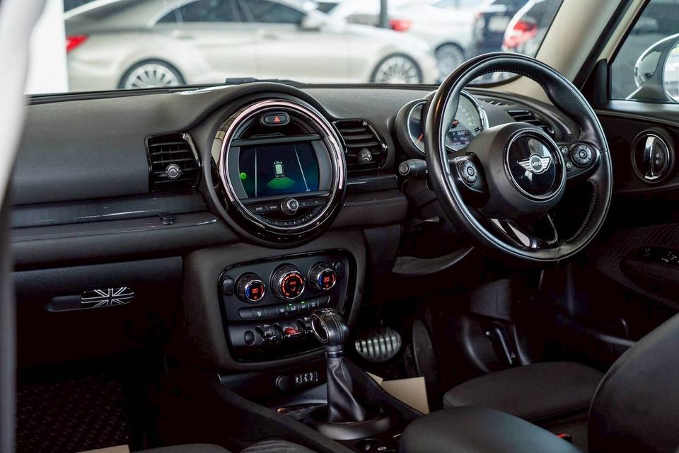Brand : MiniModel: CLUBMAN COOPERGrade: RHDYear: 2018 รูปที่ 13