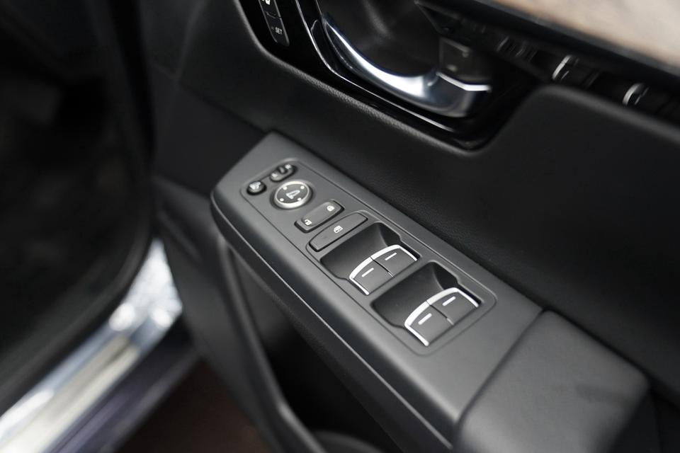 HONDA CR-V 1.5 TURBO EL 4WD ปี 2023 รถบ้านมือเดียว สีเทา ขับ 4 ตัวท็อป ออปชั่นจัดเต็ม  ไมล์ 40,xxx กม. รถประวัติดี รูปที่ 13