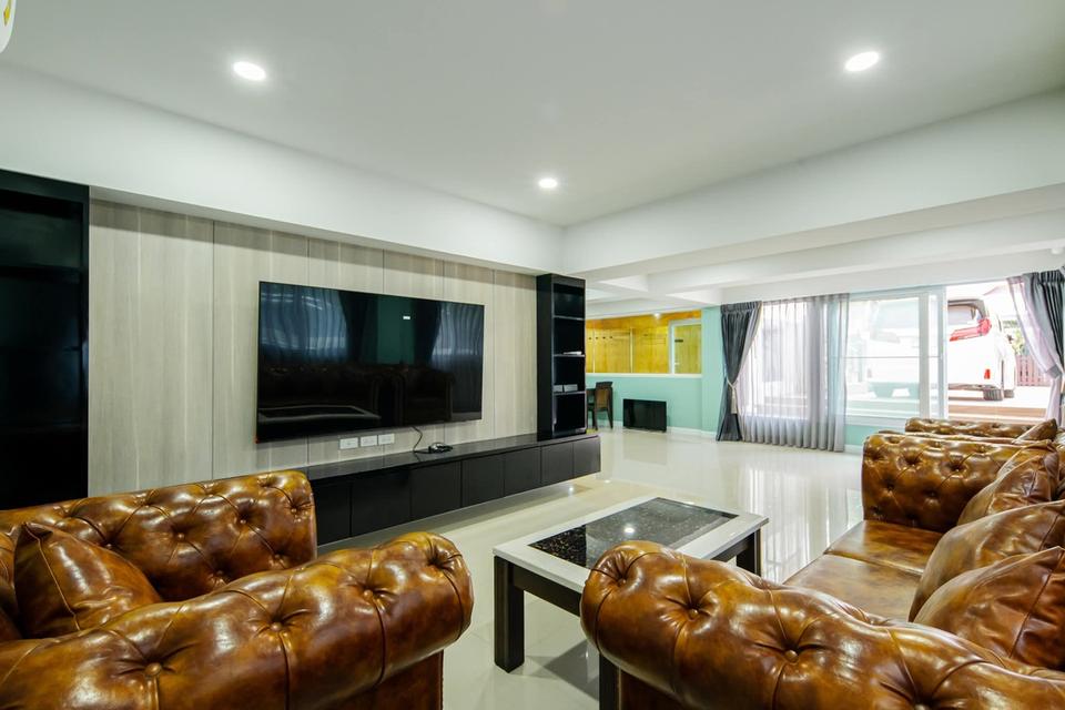 For Rent Pool Villa Amorn Village Pattya 13