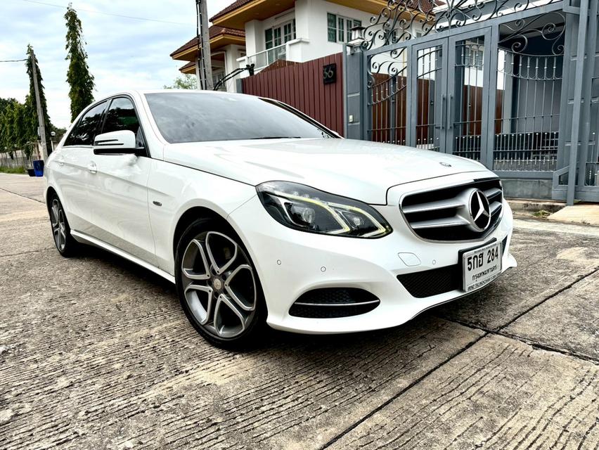 Benz E200 edition e w212  ปี2015 จด2017 รถบ้าน มือเดียว ไม่เคยชน ไม่เคยทำสี ตะเข็บเดิมทั้งคัน 16