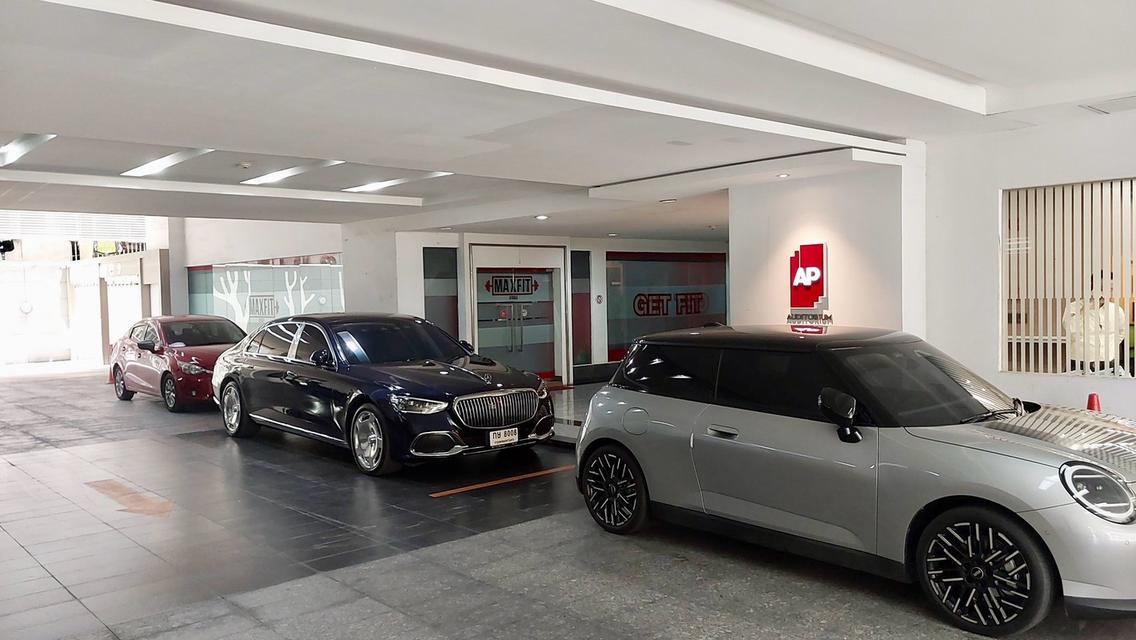 ขาย Prime Office ชั้น 3 วิวสวนเบญจกิตติ บนอาคารโอเชี่ยน ทาวเวอร์ 1 ทำเลดี เดินทางสะดวก 15