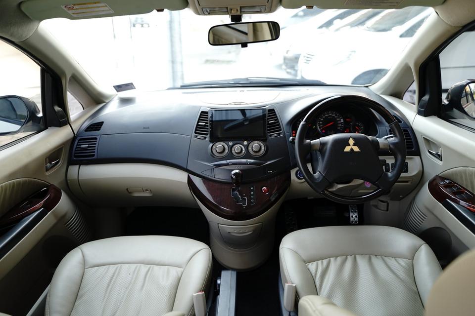2011 M.SPACE WAGON 2.4GLS 11