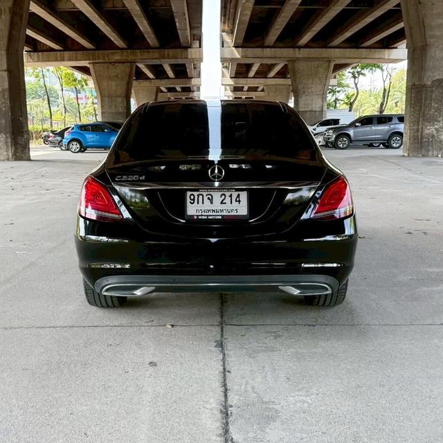 Mercedes-Benz  C220d W205 AT ปี 2019 รถมือสอง ขายถูก 6