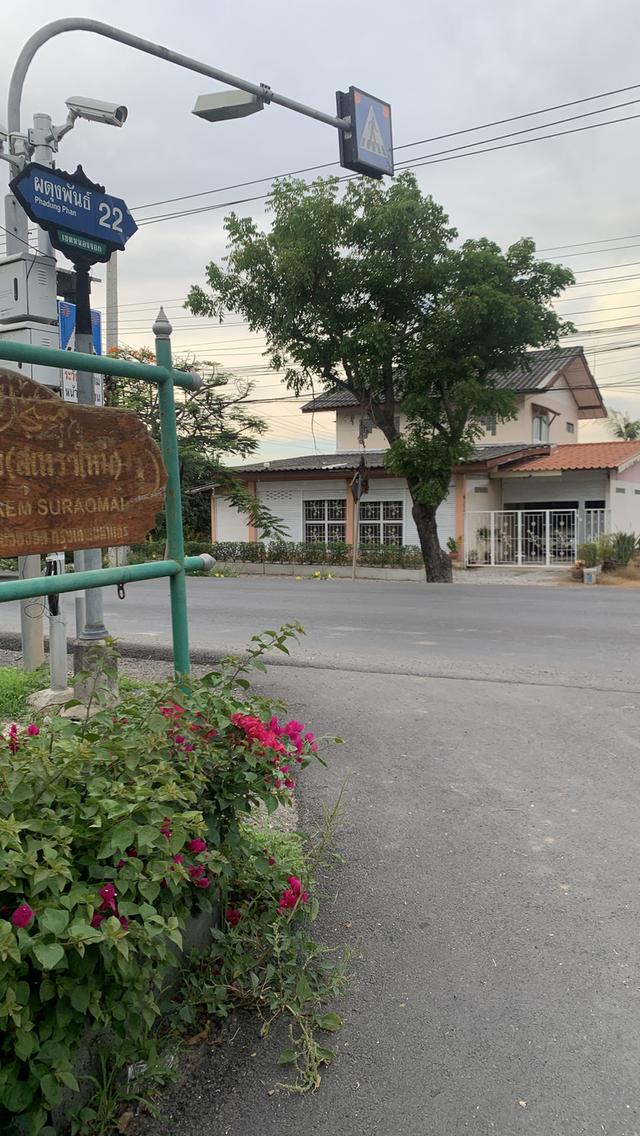 บ้านเดี่ยว 2 ชั้นติดถนน 2