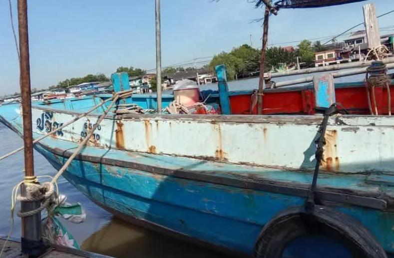 ขายเรือมาดใหญ่ทะเบียนประมงพื้นบ้านยาว