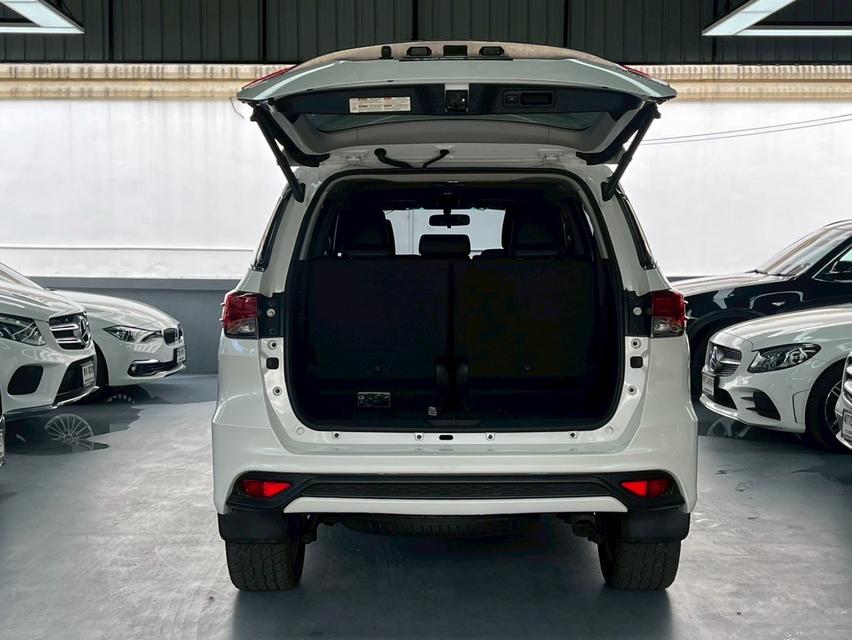 รหัสรถ WMT586 Toyota Fortuner 2.8 TRD Sportivo ปี 2018 รูปที่ 16