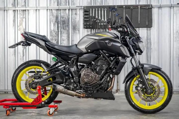 มอเตอร์ไซค์ราคาเบาๆ Yamaha MT15 2