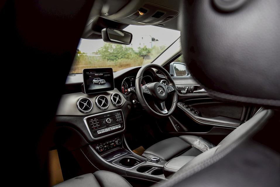 รหัสรถ CBL3555 Mercedes-Benz GLA200 1.6 Urban AT 2019 20