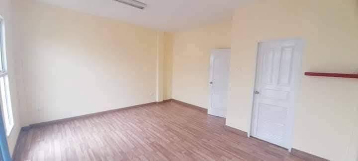 ขายและให้เช่าโฮมออฟฟิศ 3 ชั้น ติดถนนใหญ่ ทำเลดี เดินทางสดวกสบาย 8