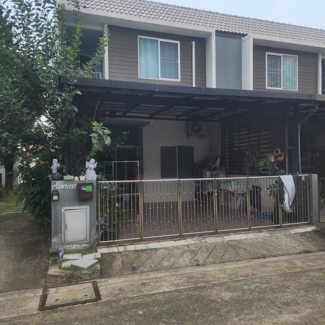 บ้านทาวโฮม2ชั้น3นอน2น้ำ หมู่บ้านอารียาวงแหวนรามอินทรา 1