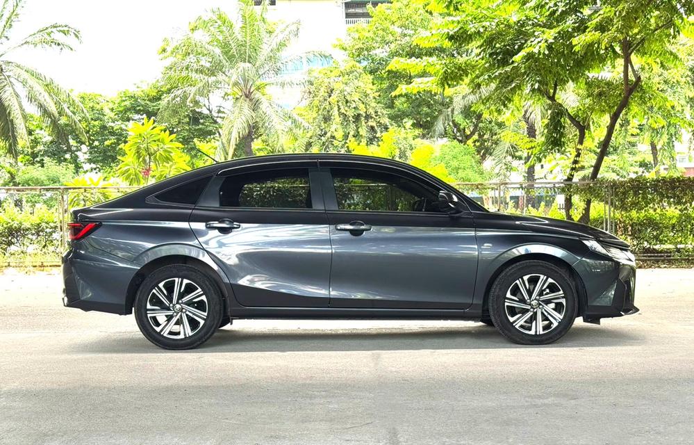 2024 Toyota Yaris Ativ 1.2 SMRAT รถสวยจัดมือเดียว ไมล์น้อย รูปที่ 5
