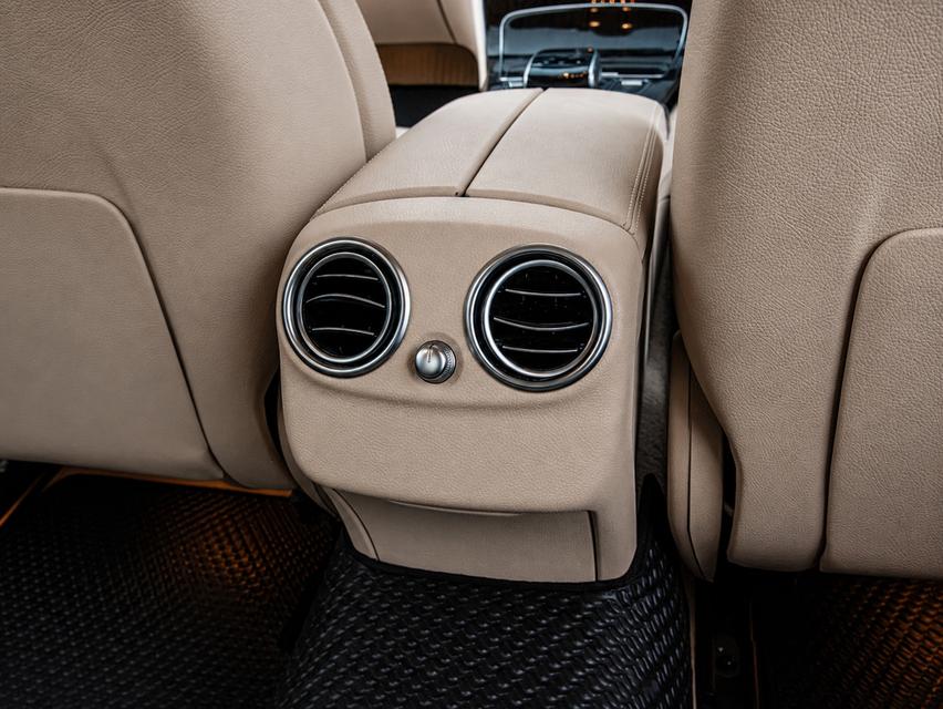 (แจ้งรหัสรถ: CBL7284) 🔥 ขาย MERCEDES-BENZ C180 1.6 EXCLUSIVE (W205) ปี 2014 🔥 รูปที่ 18