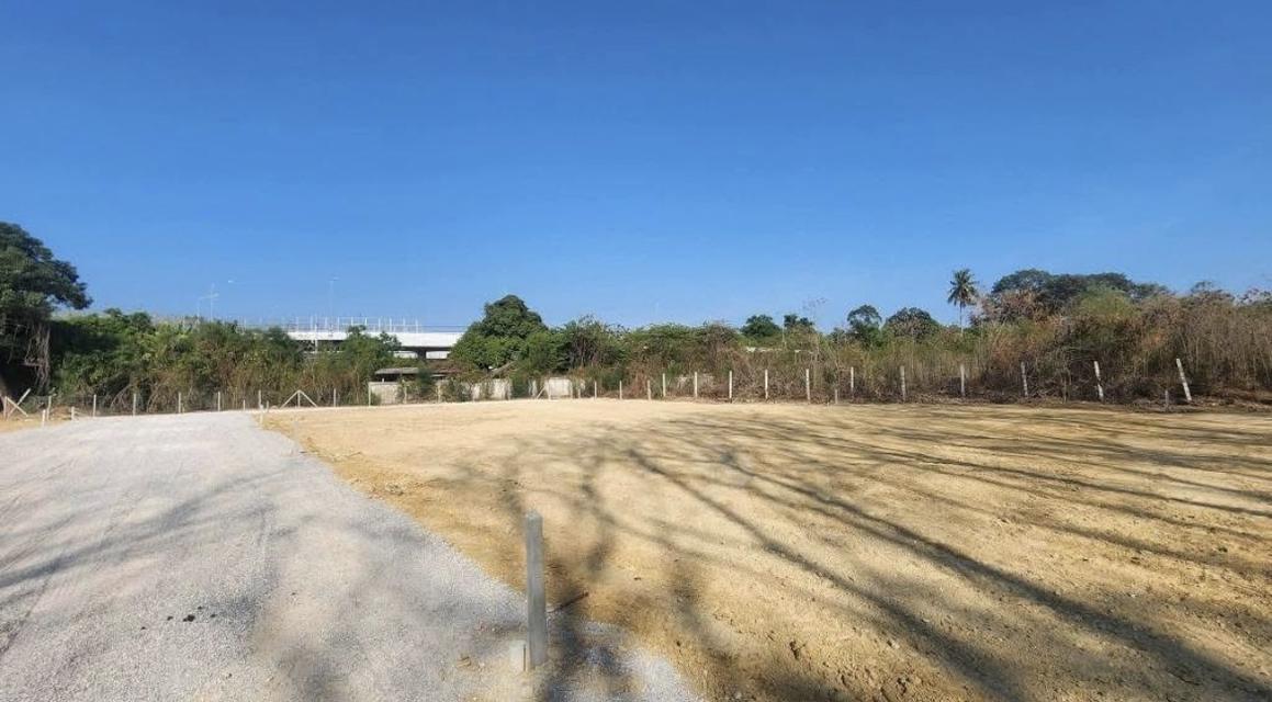 ที่ดินเปล่า เขตชุมชน 4