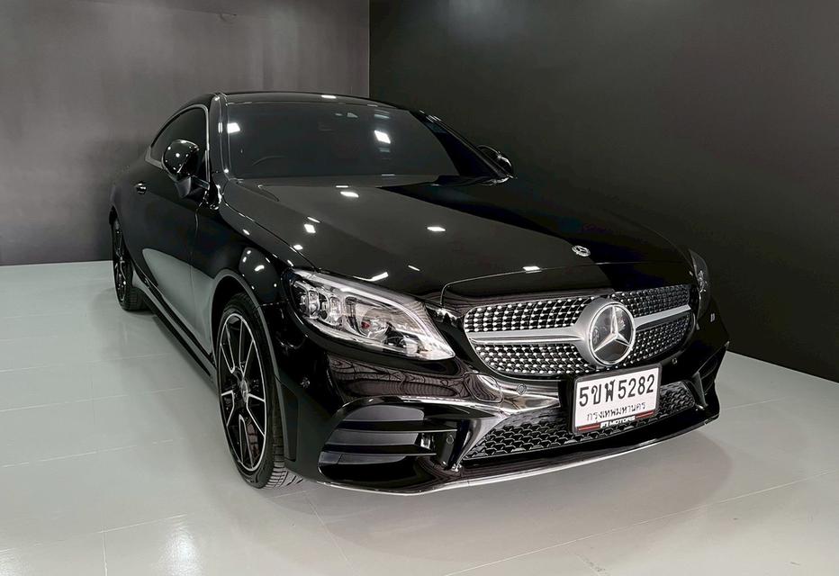 BENZ C200 Coupe Amg Dynamic ปี 2019 FaceLift  รถมือเดียวป้ายแดง ประวัติศูนย์ทุกระยะการใช้งาน 18