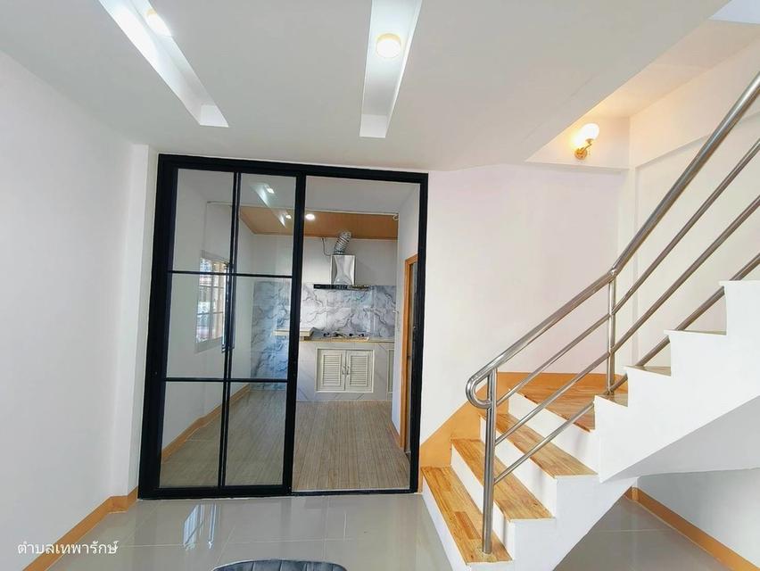 ทาวน์เฮาส์รีโนเวทใหม่ ทำเลเทพารักษ์ ใกล้ถนนใหญ่ 7